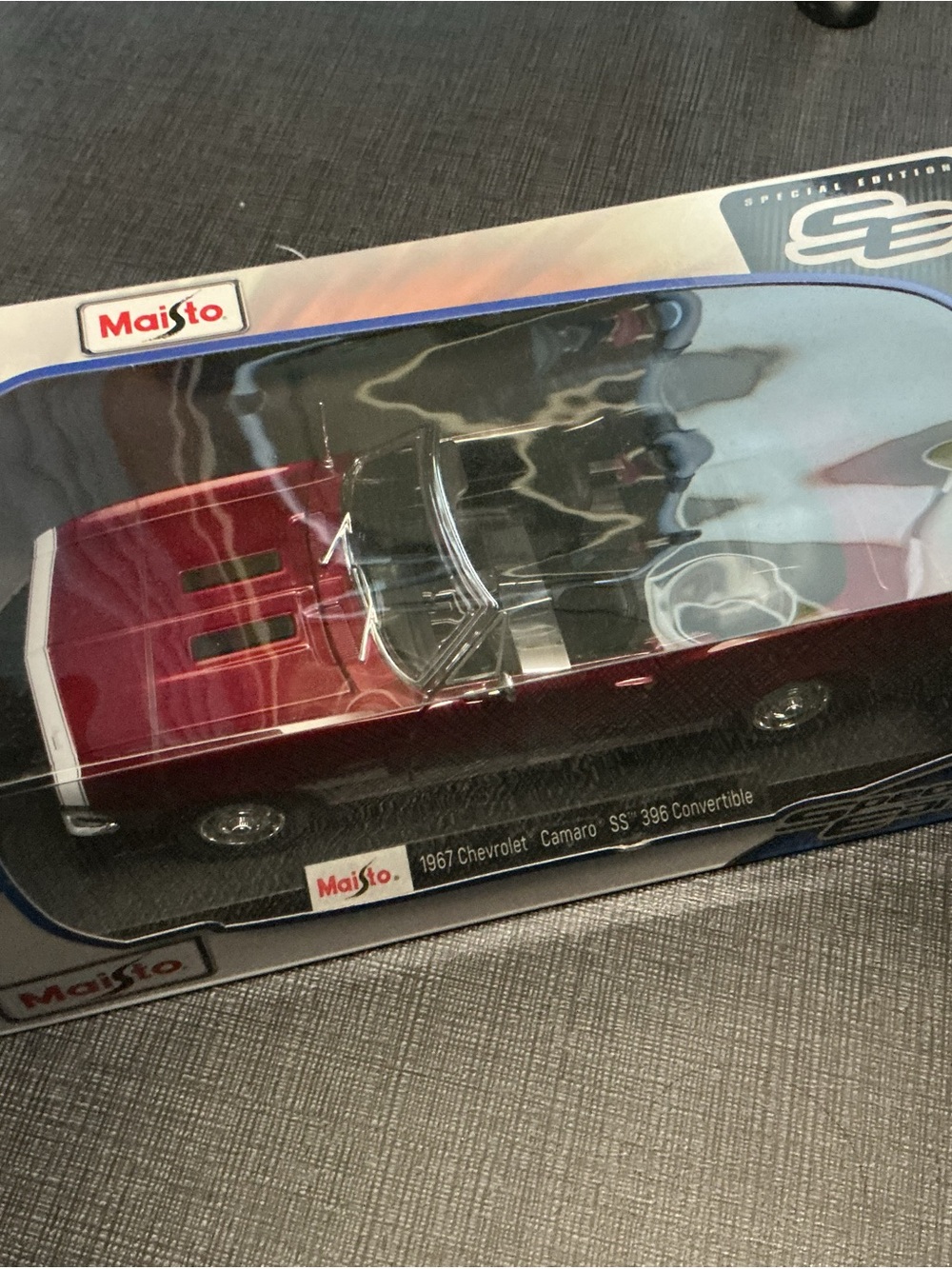 Maisto 1967 Chevrolet Camaro SS 396 Convertible Die-Cast Toy - Red